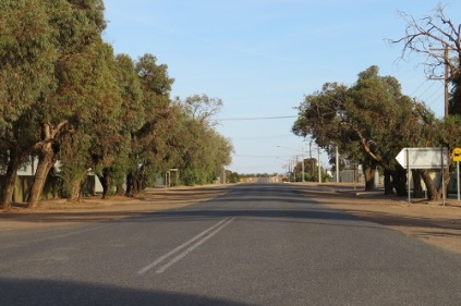 The broad streets of Menindee