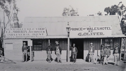 Old sepia photo of early gold rush days in Gulgong