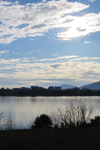 A cloudy morning, Lake Burley Griffin