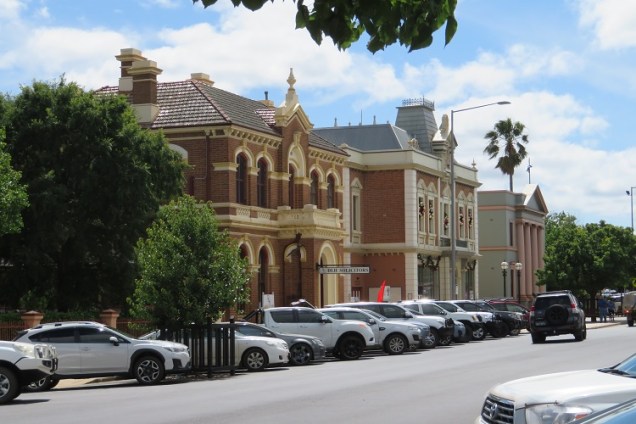 Market Street. Mudgee