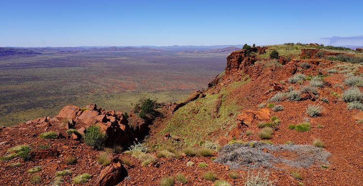 Mt Bruce or Punurrunha - Karijini National Park, Western Australia