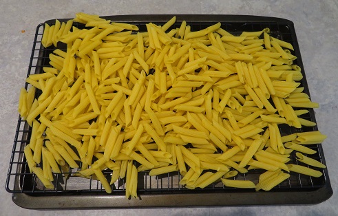 Cooling the dehydrated pasta