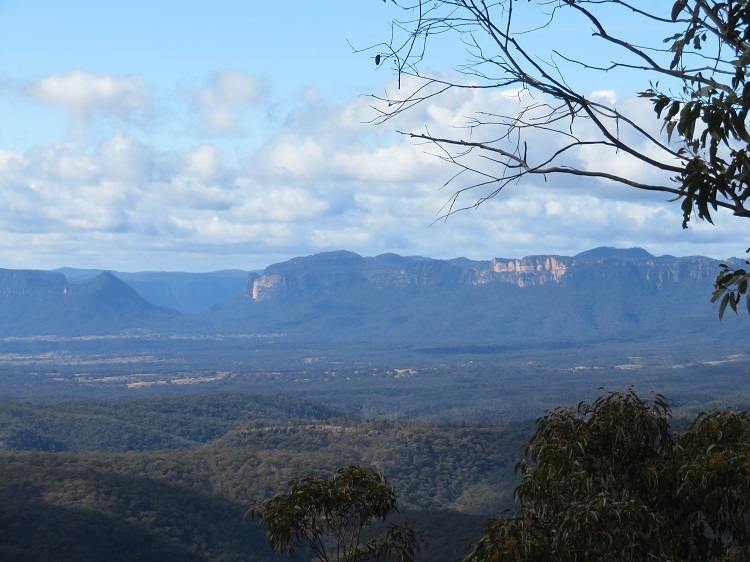 Views over the Capertee Valley