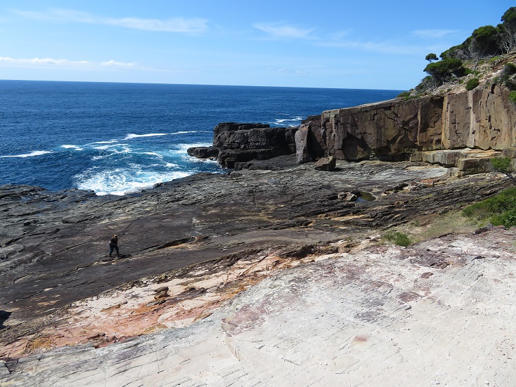 Pulpit Rock on the Light to Light Walk through Beowa National Park, Eden
