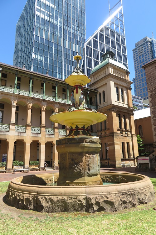 Robert Brough Memorial Fountain in the northern courtyard of Sydney Hospital