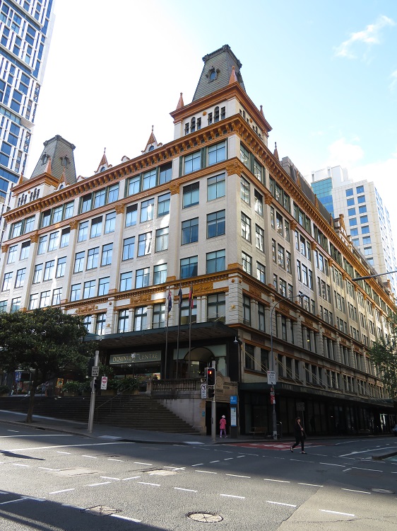The external facade of Mark Foy's Emporium, Sydney
