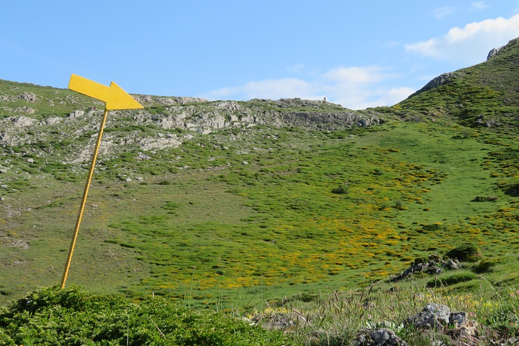Mountain climbs on Camino San Salvador, Spain