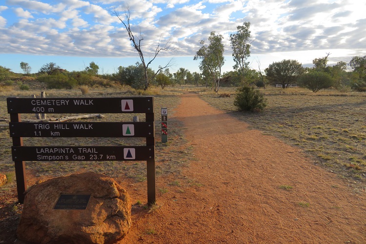 Day 1 on the Larapinta Trail - starting out from the Old Telegraph Station