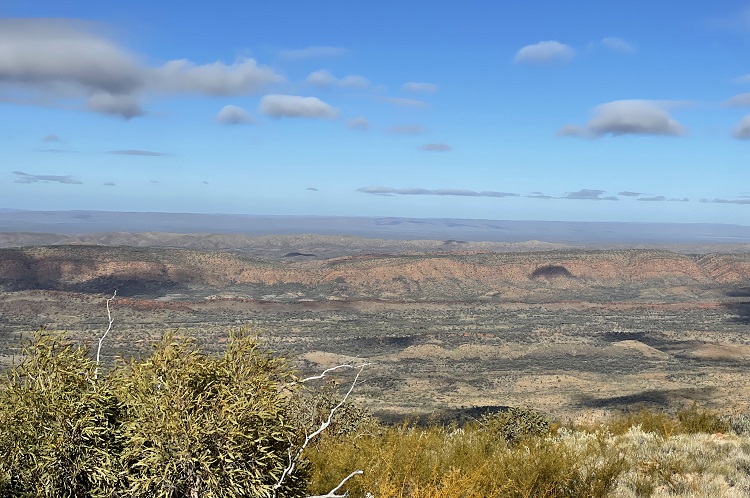 Amazing views on the top of the ridge heading towards Counts Point on the Larapinta Trail, Central Australia