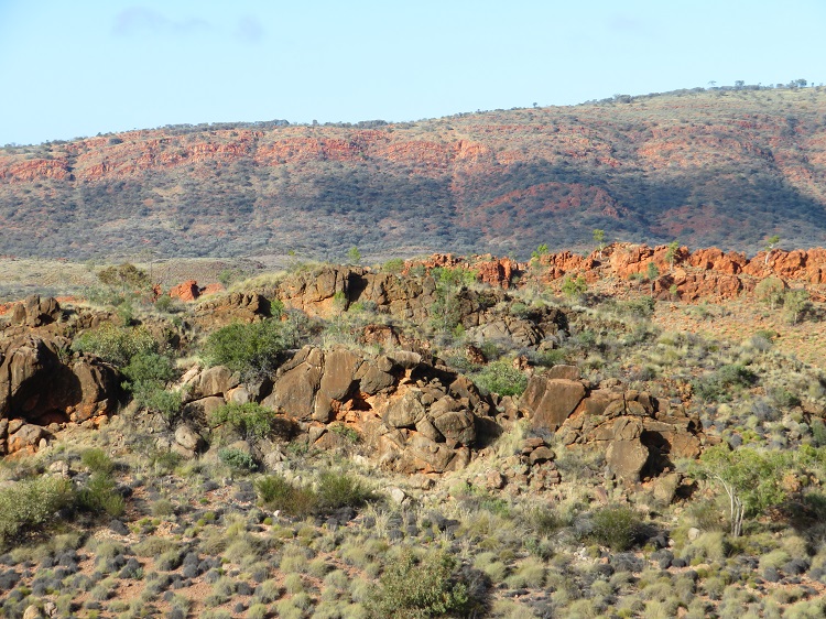 Seams of rock cut through the hills on the Larapinta Trail