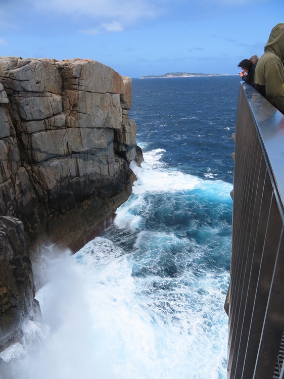 Boiling water at The Gap in Torndirrup National Park