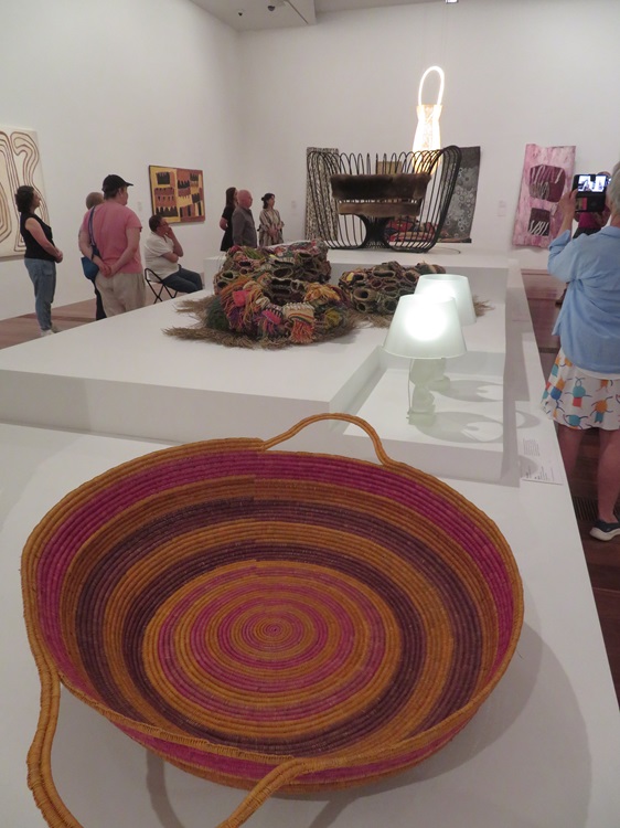 Robyn Nabegeyo - Coiled pandanus bowl - 2018-19