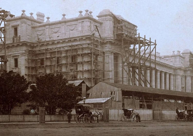 1888 - Construction of the front facade. Source: Parliament of Victoria