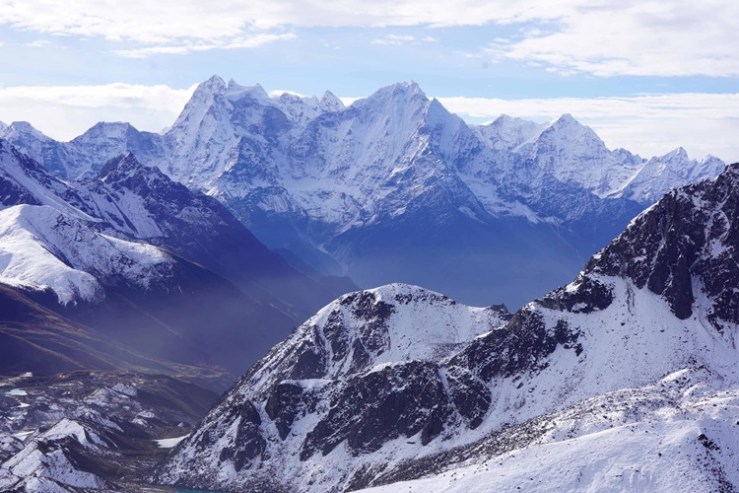 Mountain views from the top of Gokyo Ri, Himalayas