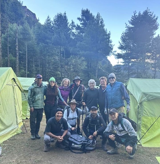 An early morning group photo on the way to Namche