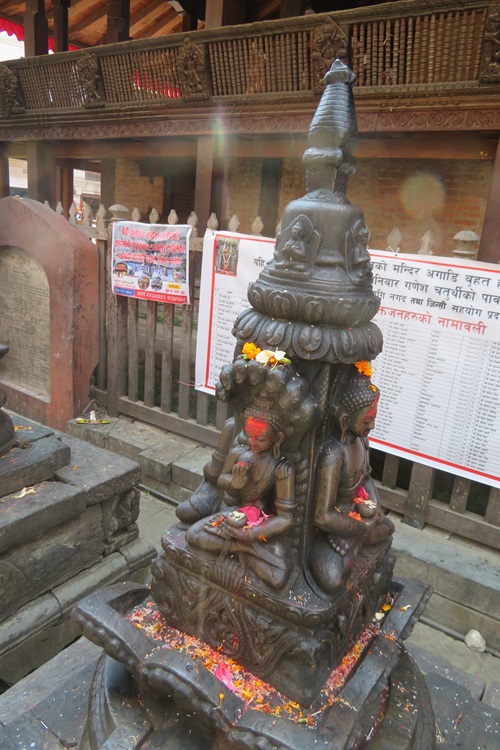 Small splashes of colour in Kathmandu