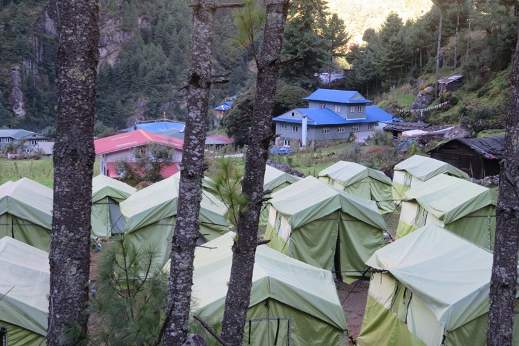 Home sweet home - Monjo World Expeditions camp