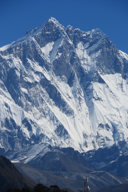 Spectacular mountain views after leaving Namche