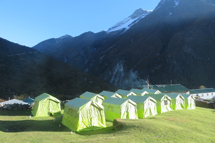 The World Expeditions camp at Dole