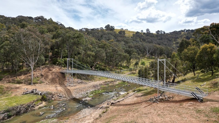Bridge over Coppabella Creek. Source: Hume & Hovell Track