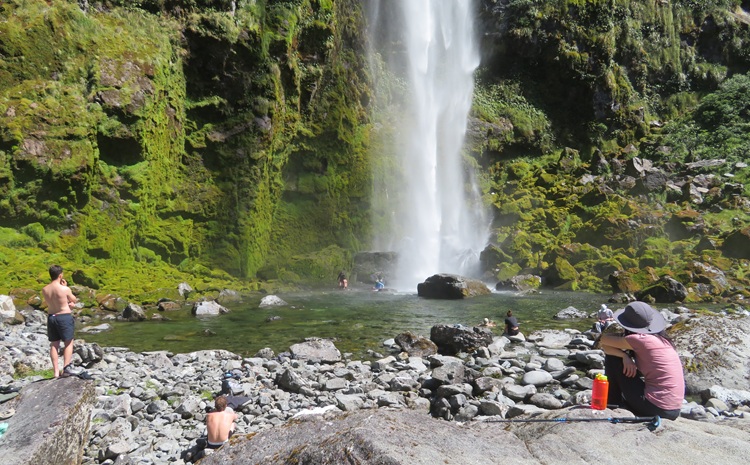 Sutherland Falls, Milford Track New Zealand