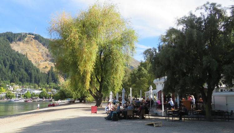 Queenstown Gardens, Queenstown  New Zealand