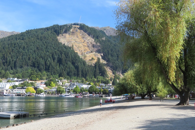 Queenstown Gardens, Queenstown  New Zealand