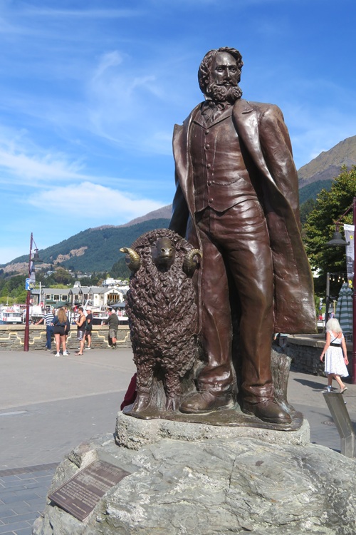 Statue of Grazier William Rees, Queenstown New Zealand
