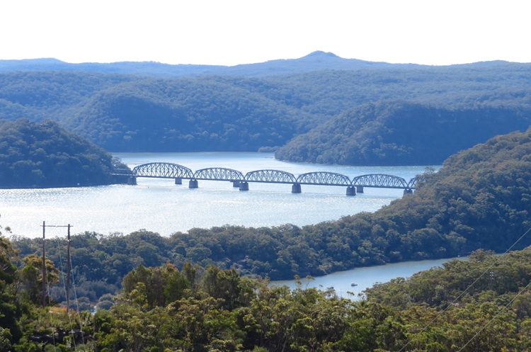 Great North Walk from Cowan to Brooklyn, East Coast Australia