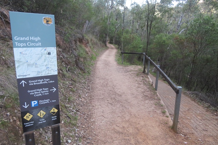 Heading to Mt Exmouth in the Warrumbungle National Park, Western NSW