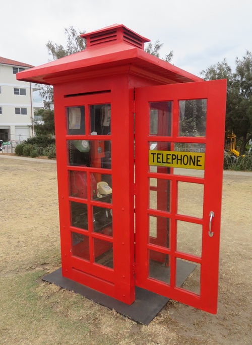 Phone Zone at Sculpture by the Sea, Bondi Beach 2025