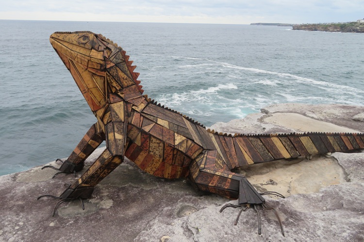Rustle at Sculpture by the Sea, Bondi Beach 2025