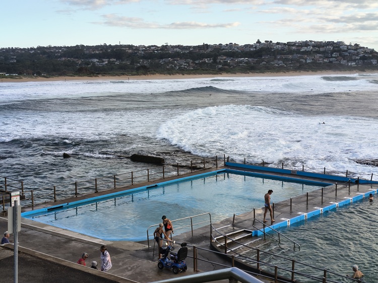 Dee Why Beach