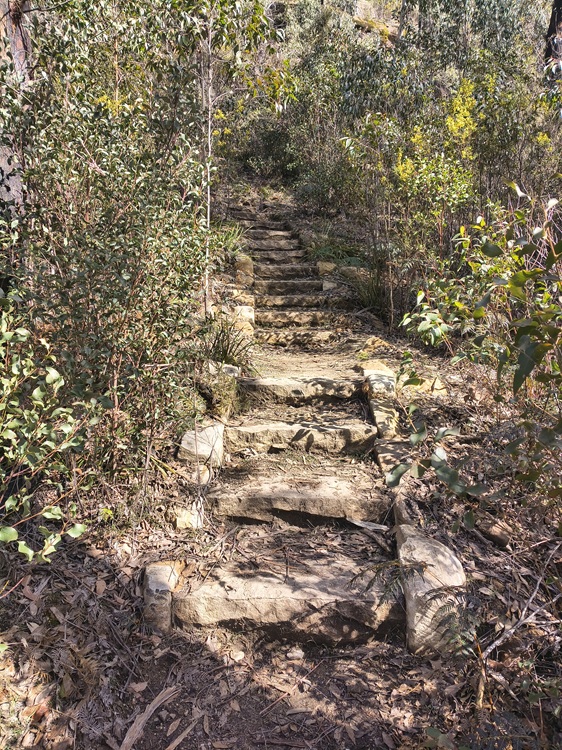 Gardens of Stone State Conservation Area - Lost City Walk, Lithgow NSW